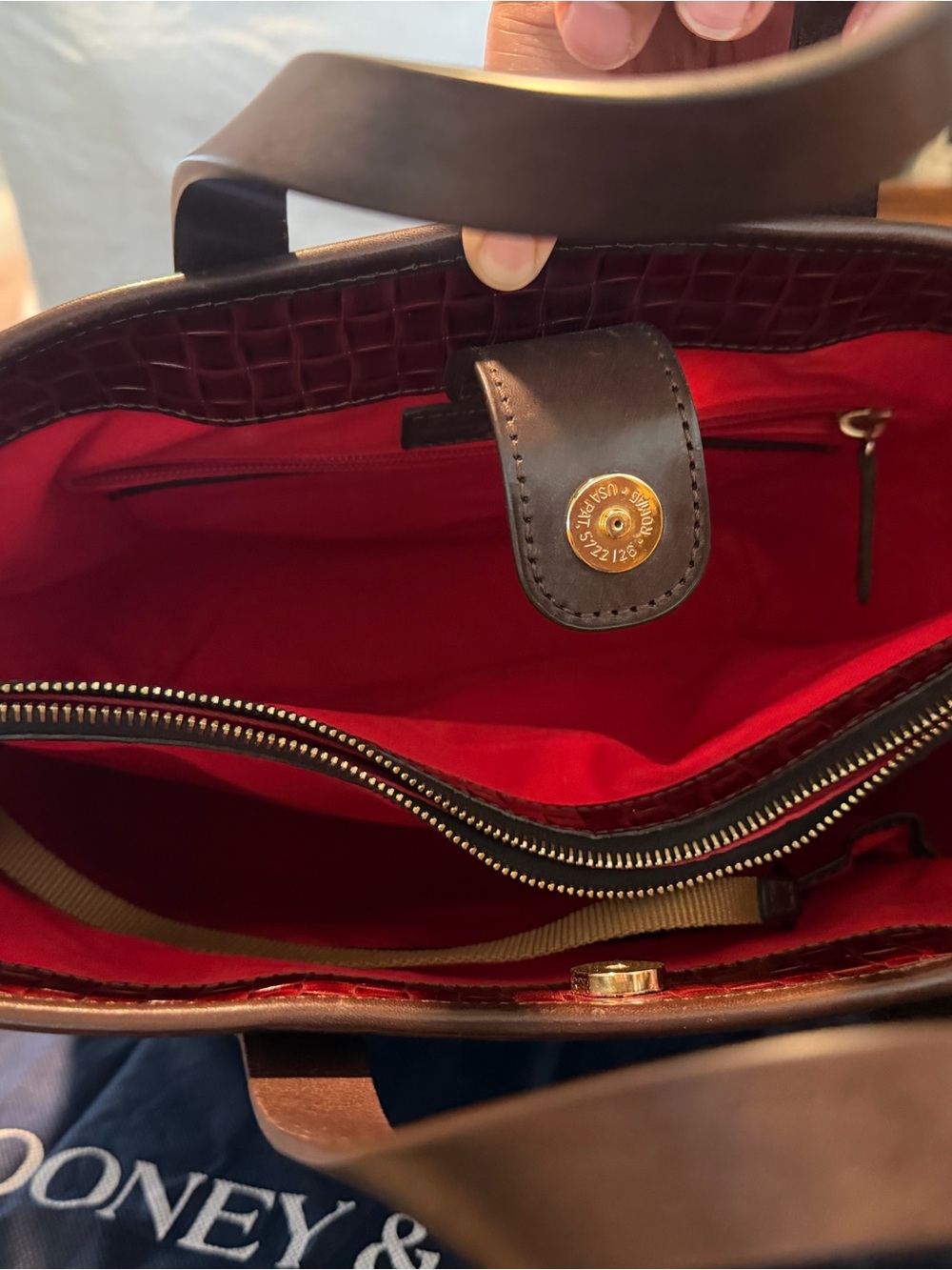 DOONEY & BOURKE | Lilliana Woven Embossed Leather Tote ✨ - Picture 5 of 5